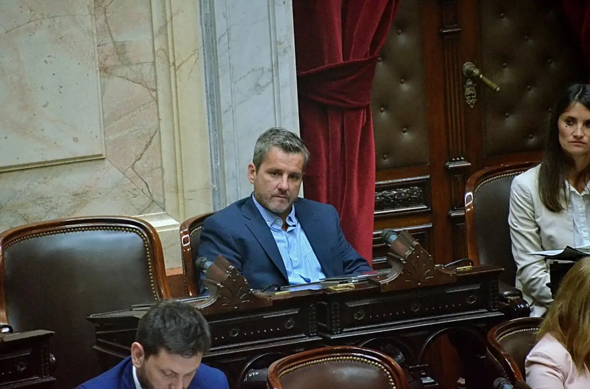 ALIANZA. Mariano Campero acompaña las políticas de Javier Milei en el Congreso.