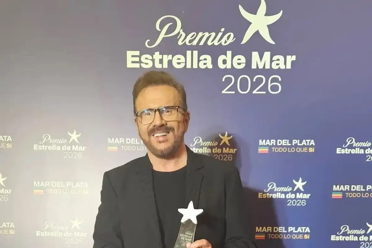 Joaquín Galán recibió el Estrella de Mar de Oro por Pimpinela.