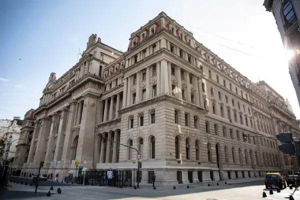 Reforma laboral: el Gobierno presentó un recurso para que la Corte levante la suspensión de la ley