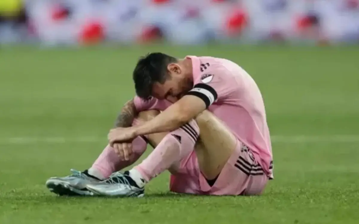 DURA LESIÓN. El astro rosarino estará fuera de las canchas por un tiempo indeterminado.