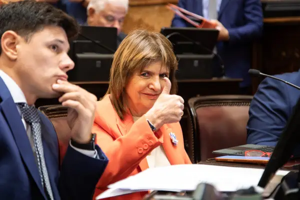 Bullrich defendió la reforma laboral en el Senado y habló de una norma “trascendente”