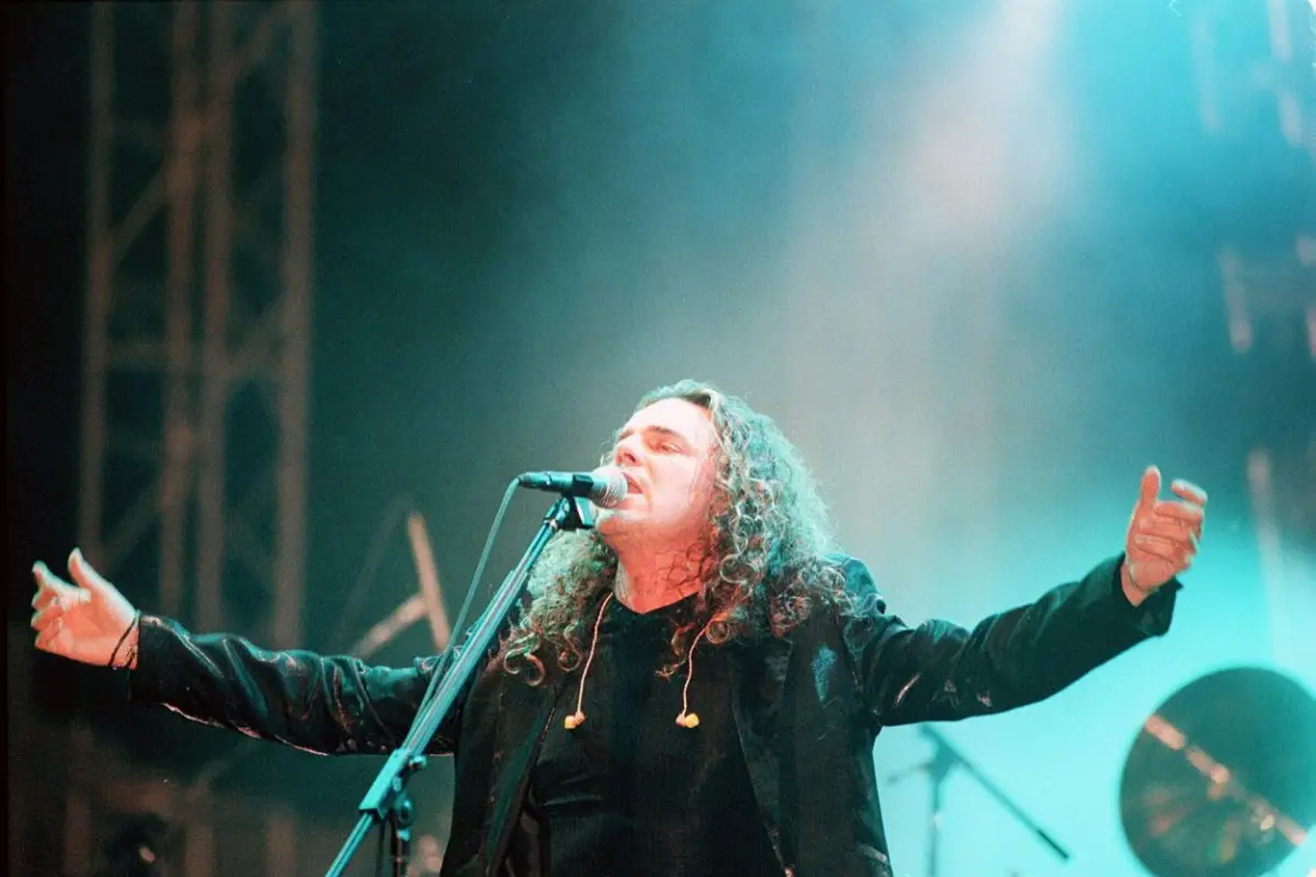 Recuerdos fotográficos: cuando los “colados” se hicieron la fiesta con Maná en Tucumán