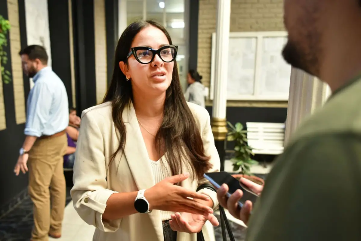 SIN VUELTAS. Paula Morales Soria, defensora de Mariano Costa Rojano y Santiago Fernández, desacreditó la denuncia de Patricio Ledezma.