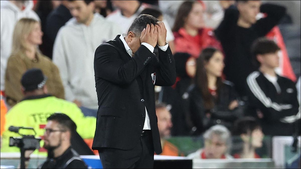 BAJO PRESIÓN. Marcelo Gallardo busca respuestas en medio de un arranque que elevó la exigencia y multiplicó las miradas sobre el rumbo del plantel.