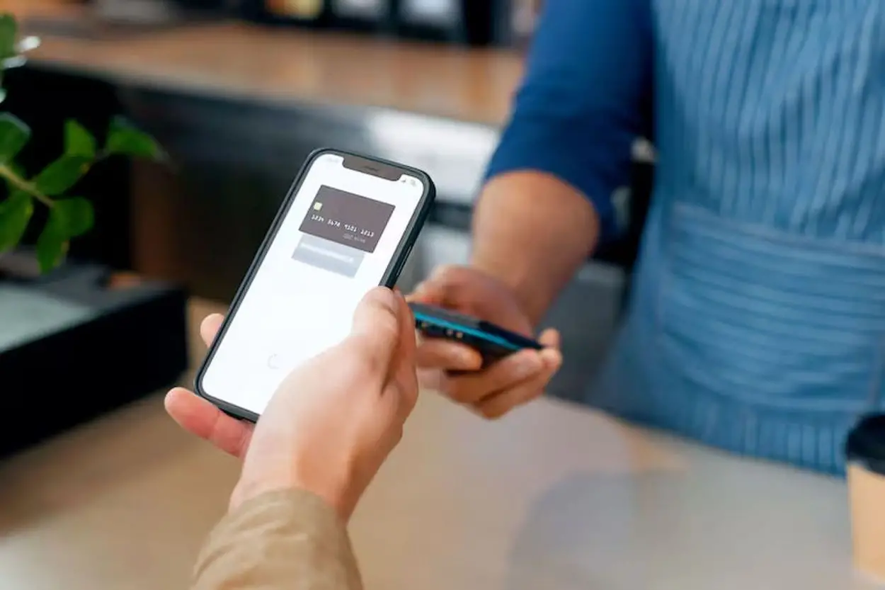 BILLETERAS VIRTUALES. Las compañías muestran indicadores que generan polémica.