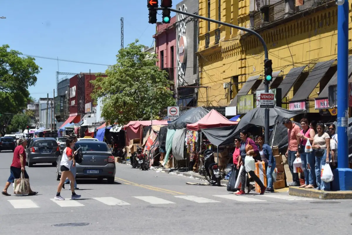 PUESTEROS. El Bajo refleja hoy un crecimiento desordenado.