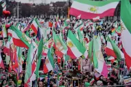 Unas 250.000 personas marchan contra el régimen iraní