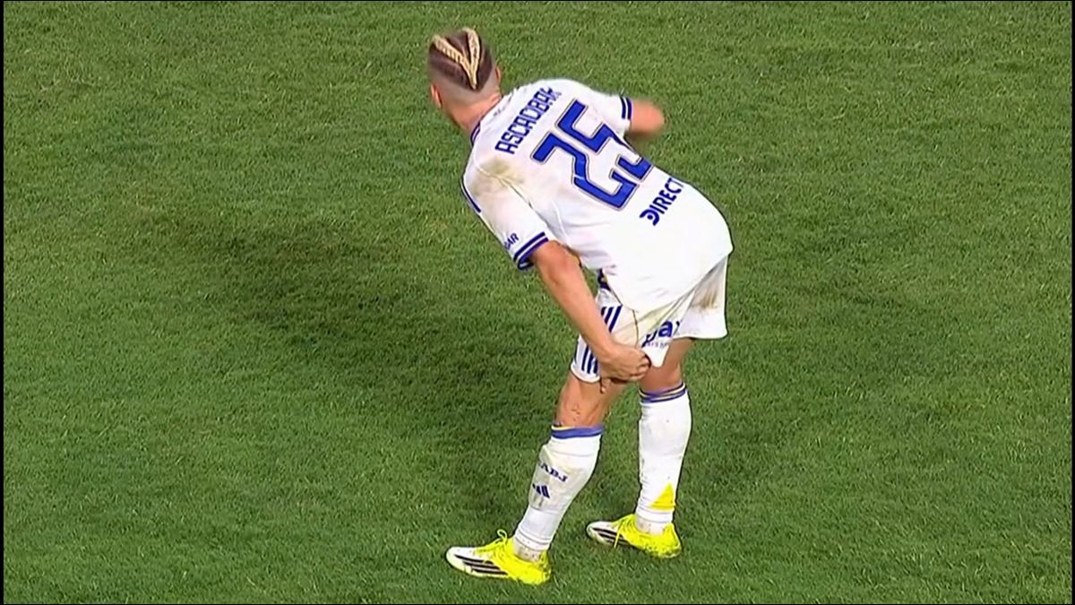 PREOCUPACIÓN. Ascacíbar terminó sentido y será evaluado en la semana.