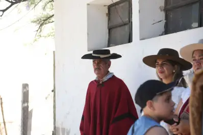 Con 82 y 58 años, Silvano Aguilar y José Martínez escoltaron a la Pachamama