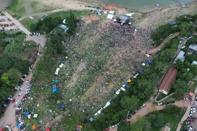 Carnaval en Tucumán: miles de personas colmaron El Cadillal y el acceso estuvo colapsado por vehículos