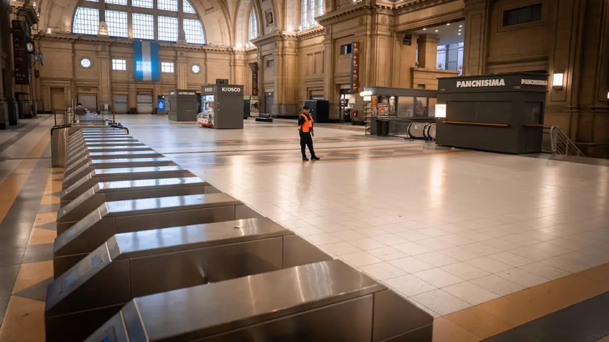 Paro de transporte: ¿qué va a pasar con los trenes y subtes?