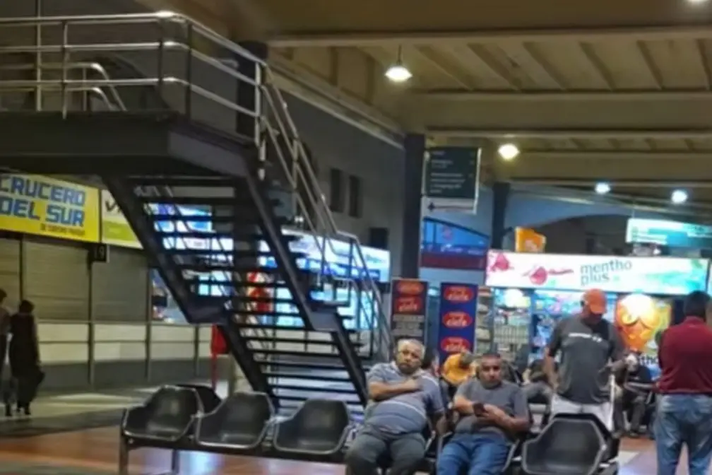 captura de video grabado por un empresario de colectivos.