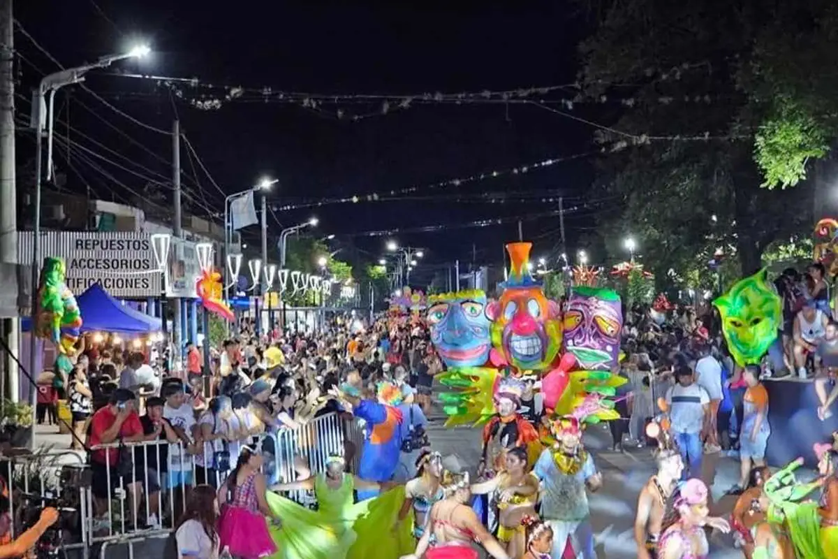 El baile se llenará de brillo y color este fin de semana en Famaillá.