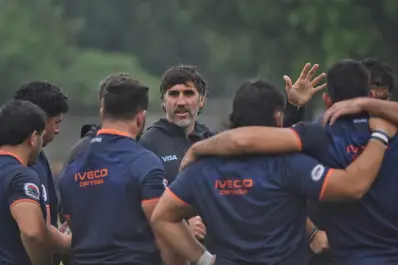 Tarucas ajustó detalles y recibió la visita de Leo Gravano antes del debut ante Selknam