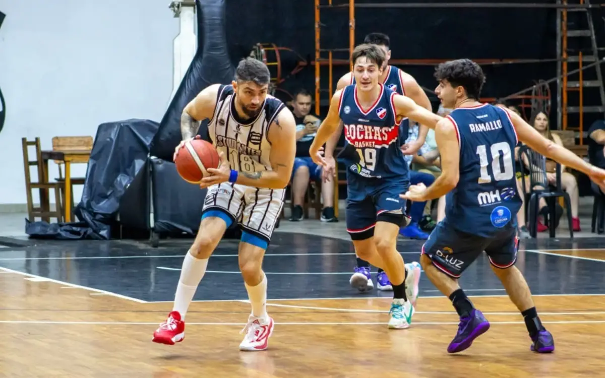FIGURA. Patricio Aranda aportó 9 puntos, 9 rebotes y 1 asistencia. Gentileza de la foto Lourdes Corbalán (prensa Estudiantes).