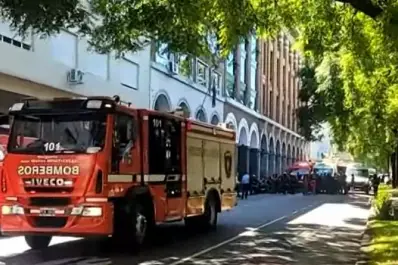 Buenos Aires: explotó una carta bomba en la Escuela Superior de Gendarmería