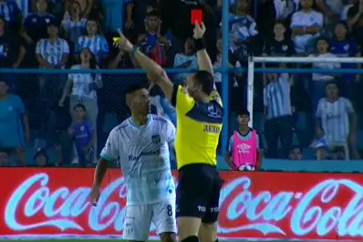 Los difíciles antecedentes de Fernando Espinoza, el juez que hoy dirigirá Instituto vs. Atlético Tucumán