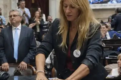 Martín Menem no descarta el desafuero de Florencia Carignano tras los incidentes en Diputados