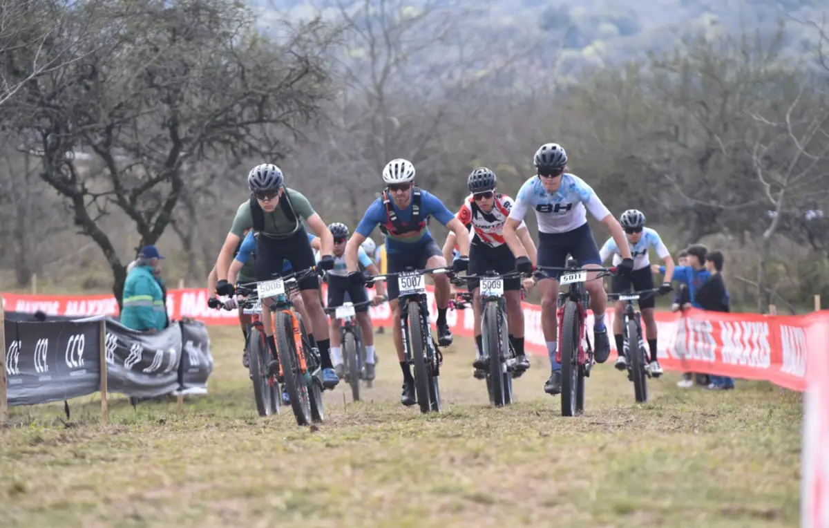 Por la crecida de los ríos, se postergó la carrera de mountain bike