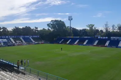 Almagro: 1000 socios, tres mudanzas y un sentimiento que cruzó la General Paz