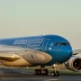 Un fondo redobla la presión para embargar activos argentinos por la expropiación de Aerolíneas