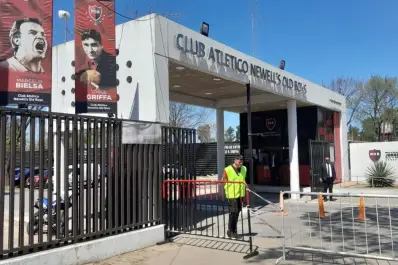 Newell’s Old Boys en crisis: amenazas, una molotov y la salida de Orsi-Gómez tras la derrota con Banfield