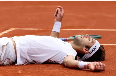 ATP 500 de Río de Janeiro: Tomás Etcheverry ganó una semifinal maratónica que duró casi 22 horas