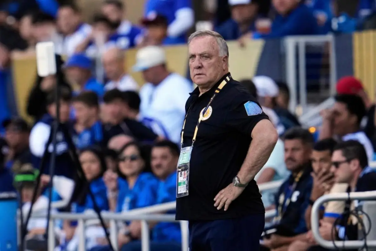 CICLO EXITOSO. El experimentado DT logró la hazaña de llevar a Curazao a la Copa del Mundo.