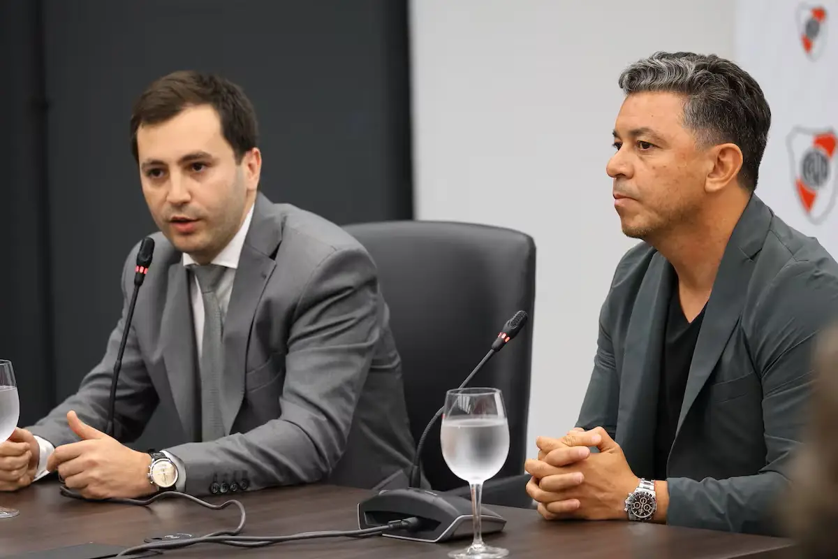 LO SOSTIENE. El presidente Millonario no tiene dudas sobre la continuidad de Napoleón. La decisión de seguir o no, pasará exclusivamente por el entrenador.