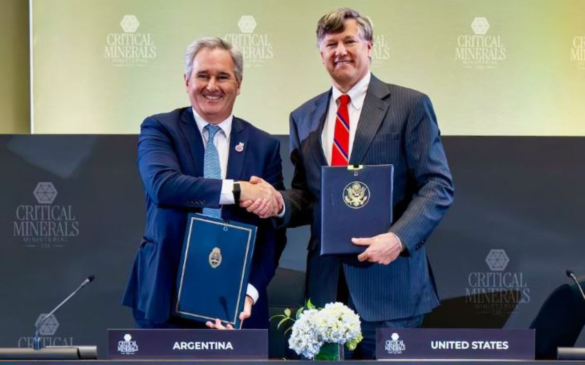 COALICIÓN. Pablo Quirno, Ministro de Relaciones Exteriores, Comercio Internacional y Culto de Argentina fue el encargado de firmar el documento que suma al país al grupo internacional.