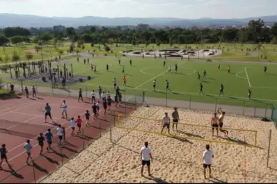 La variedad en la práctica deportiva más que la cantidad prolonga la vida