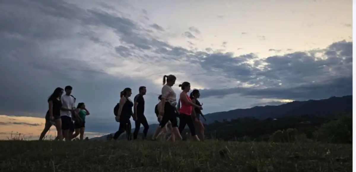 GRAN COMBINACIÓN. La montaña toma un estado especial durante la noche.