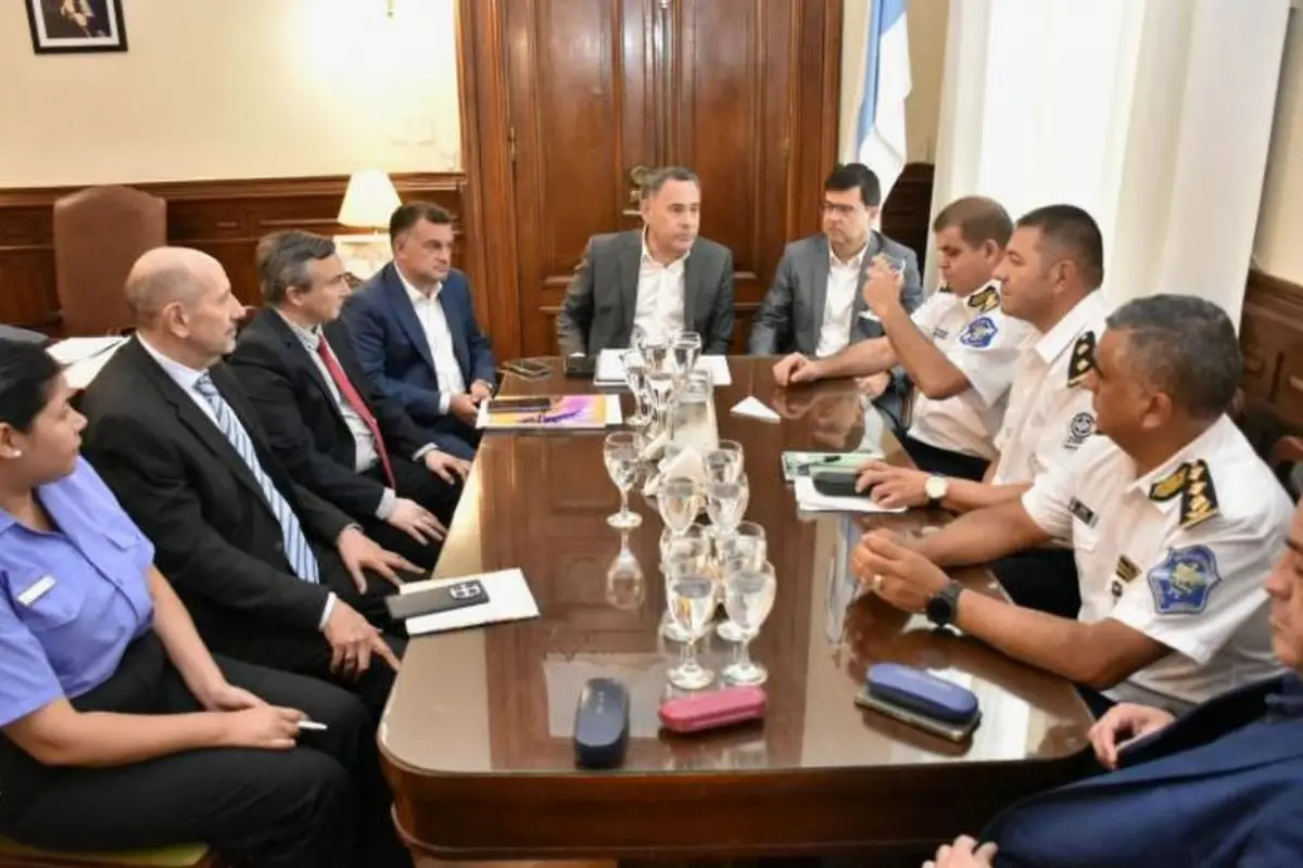 CONVERSACIÓN. Amado encabeza las negociaciones paritarias.