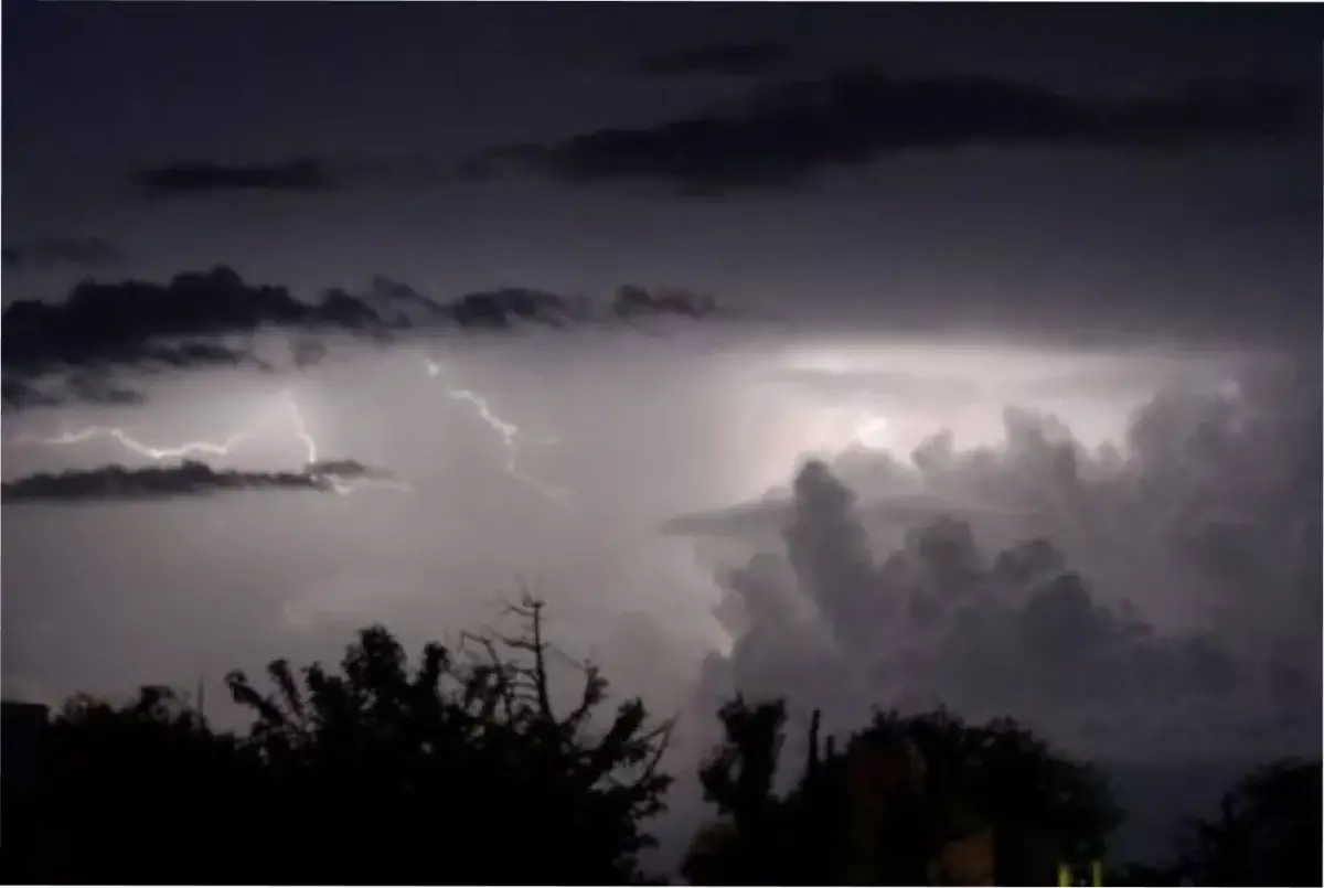 El SMN anunció una jornada de lluvias intensas para el jueves. (Imagen Web)