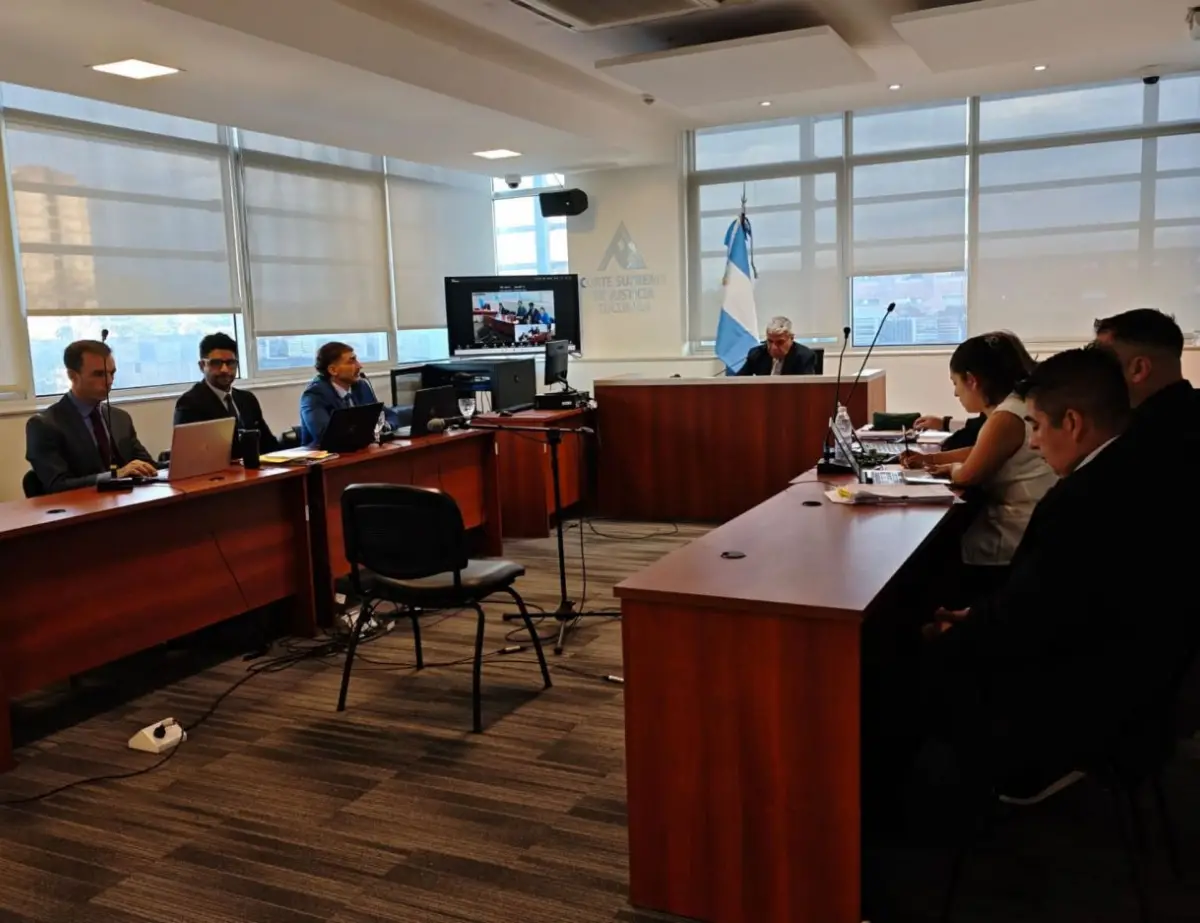 DEBATE ORAL. Los policías Julian Alberto Campos y Juan Antonio Díaz fueron juzgados por atacar de un balazo a Rodrigo Rodríguez Argañaraz. 