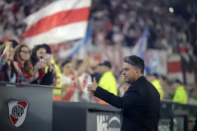 A pocos días de anunciar su salida de River, Gallardo ya aparece en la órbita de un gigante de Brasil