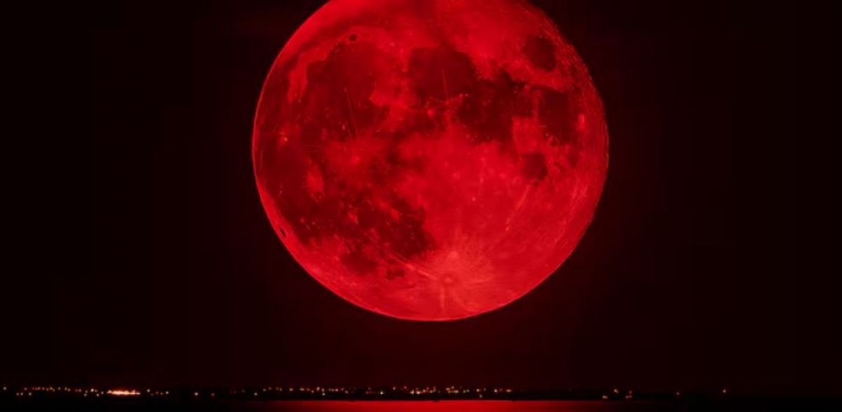 CURIOSIDAD. La Luna se pondrá roja.