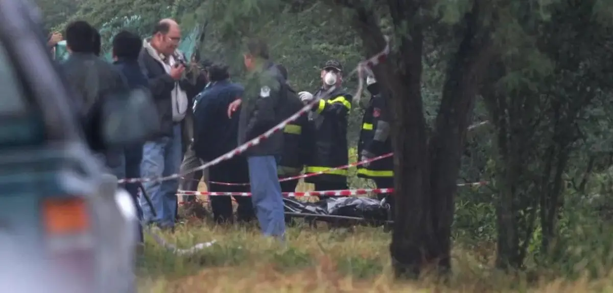 Operativo policial en el lugar donde encontraron el cuerpo de Paulina Lebbos. Archivo LA GACETA