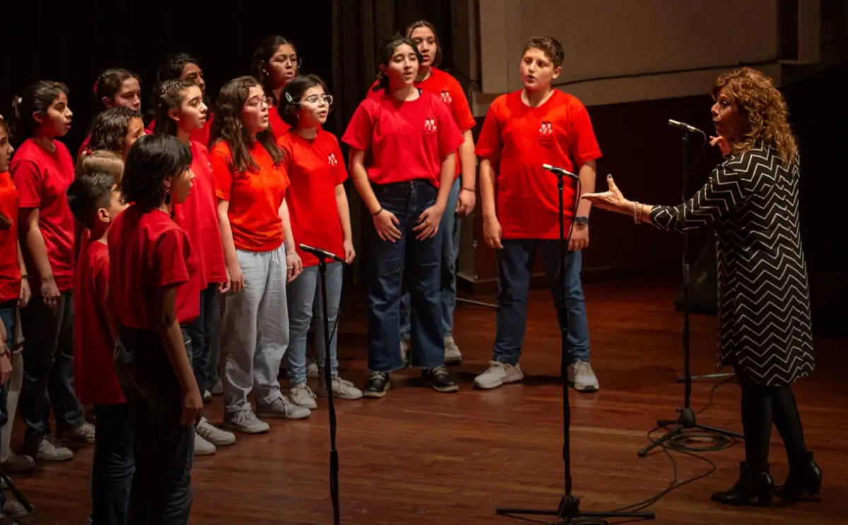 Los niños postulantes deberán elegir una canción de su gusto para hacer la prueba de voz.