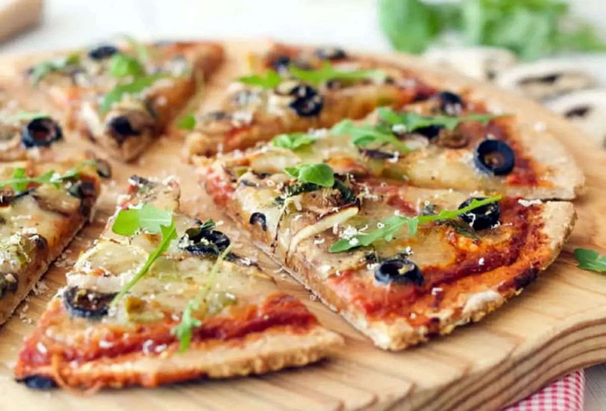 La comida hecha con harina integral es una buena alternativa para bajar el consumo de carbohidratos poco saludables.