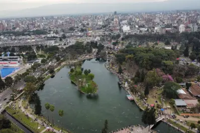 La Fundación Miguel Lillo presenta un libro dedicado al lago y al Parque 9 de Julio