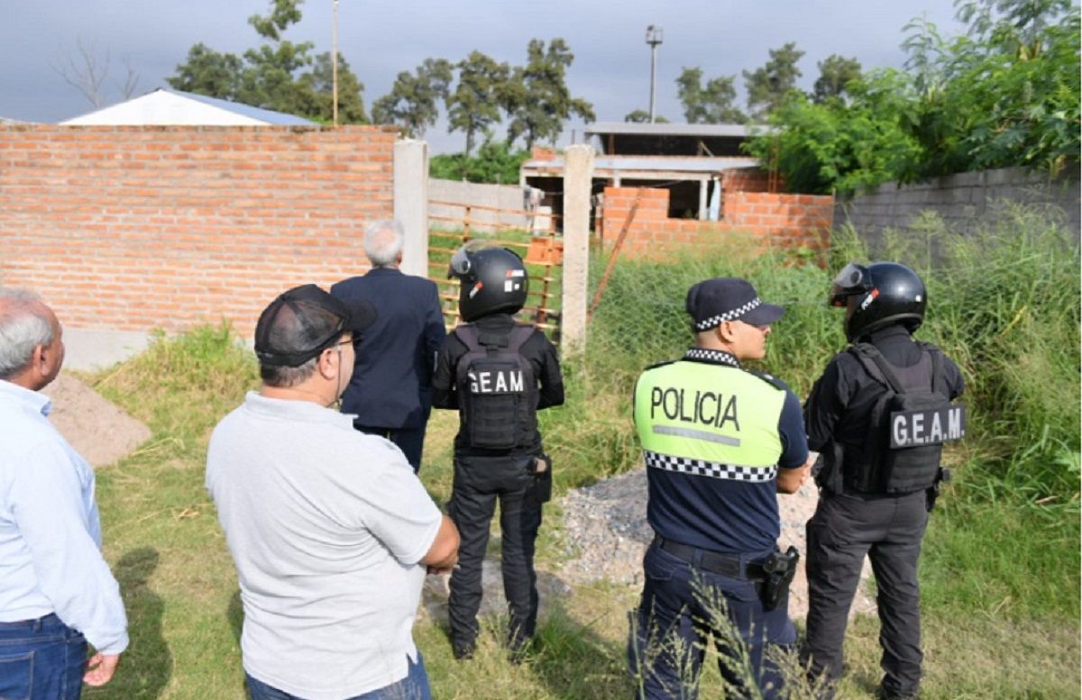 Tolerancia cero: intiman el desalojo por ocupaciones irregulares en los márgenes del río Salí