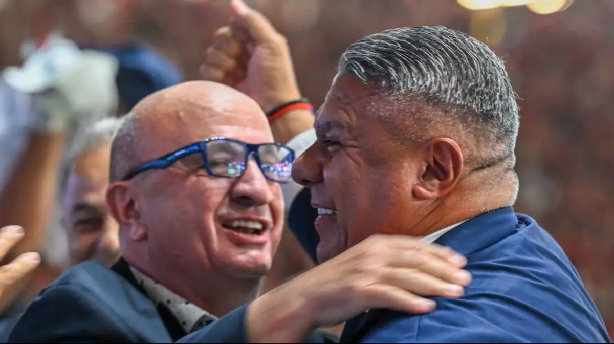 JUNTOS. Nicolás Russo, presidente de Lanús, es uno de los principales defensores de la gestión de Chiqui Tapia.