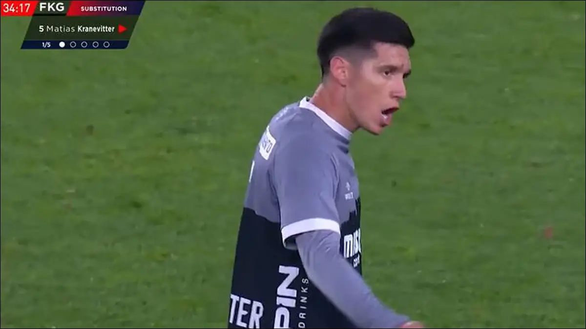 ESCÁNDALO. Kranevitter discute con el banco tras el anuncio de la variante durante la derrota de Fatih Karagümrük ante Trabzonspor