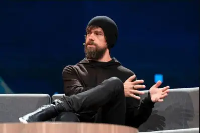 El fundador de Twitter sacudió la industria tecnológica: despidió a 4.000 empleados