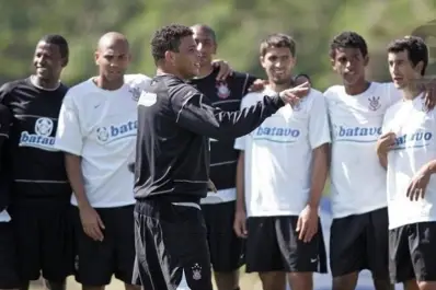 Helicópteros, asados y festejos: el lado desconocido de Ronaldo en su paso por Corinthians