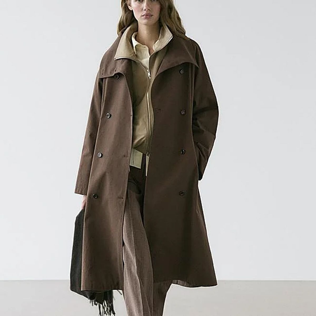 Las infaltables chaquetas chocolate que están convirtiéndose en una tendencia para otoño