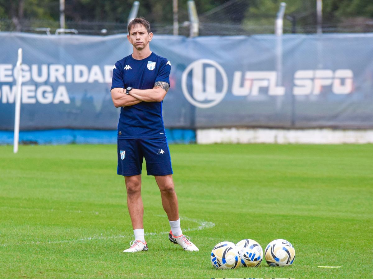 INTERINO. Ramiro González será el encargado de dirigir al equipo frente a Racing.
