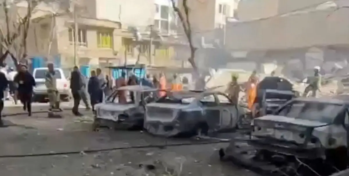 Así quedó l ciudad tras los primeros bombardeos.
