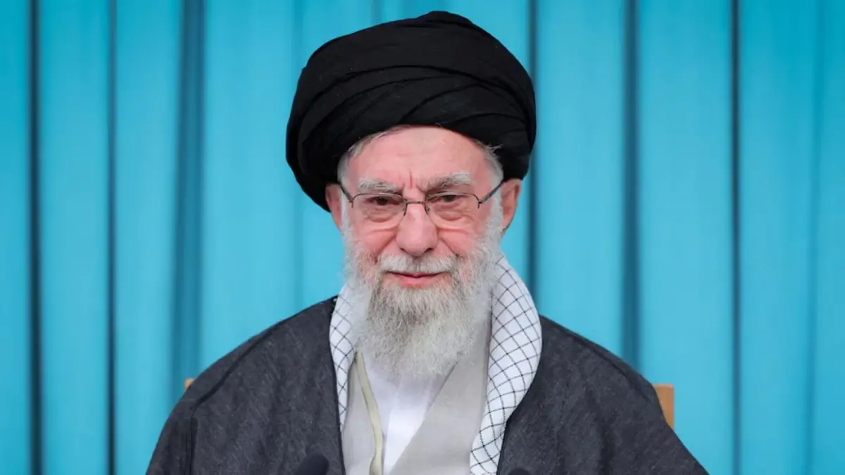 El líder supremo de Irán, ayatollah Alí Khamenei, en un discurso televisado de 2025.
